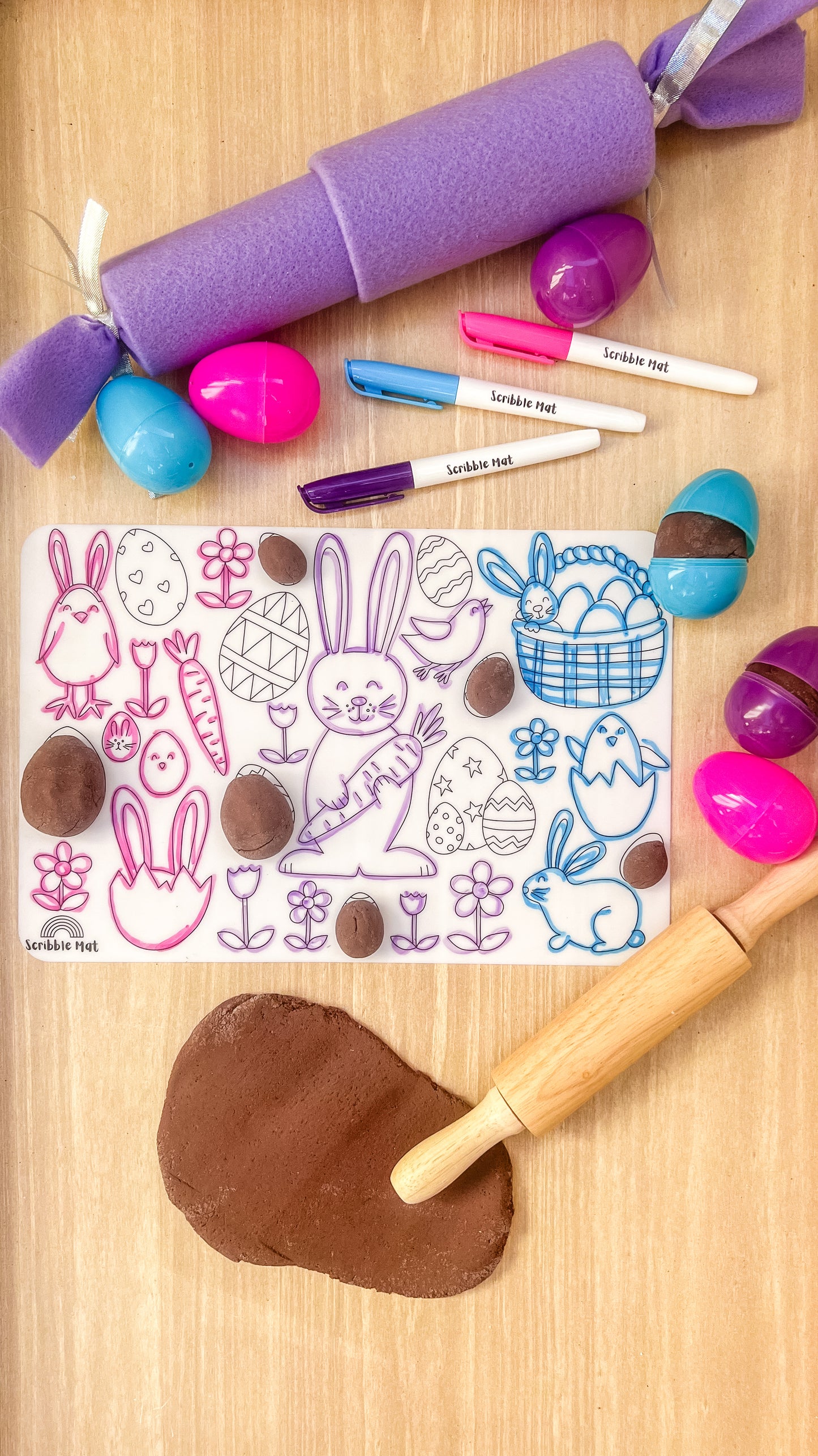 Easter Cracker Reusable Scribble Mat