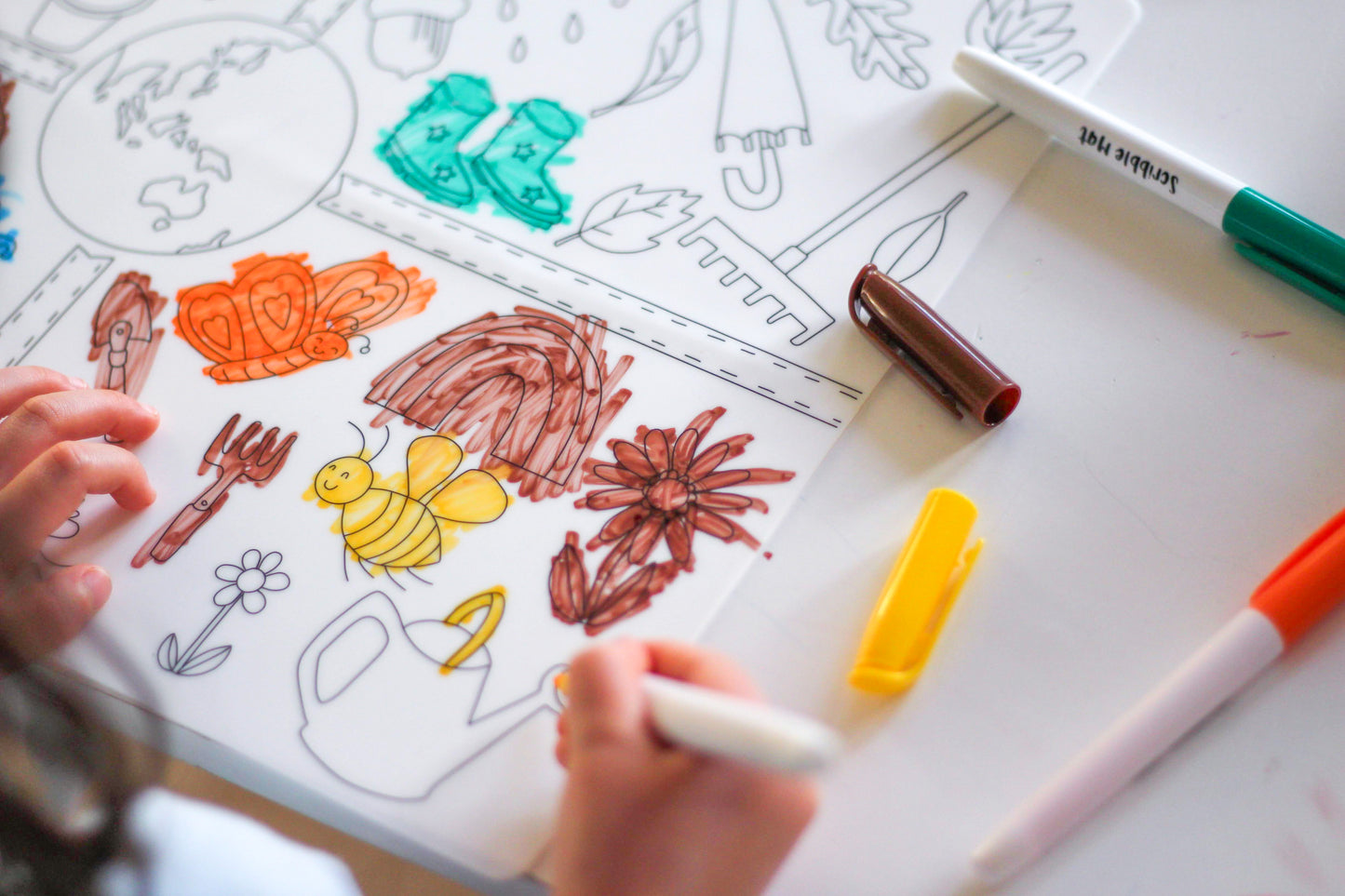 Seasons Reusable Scribble Mat