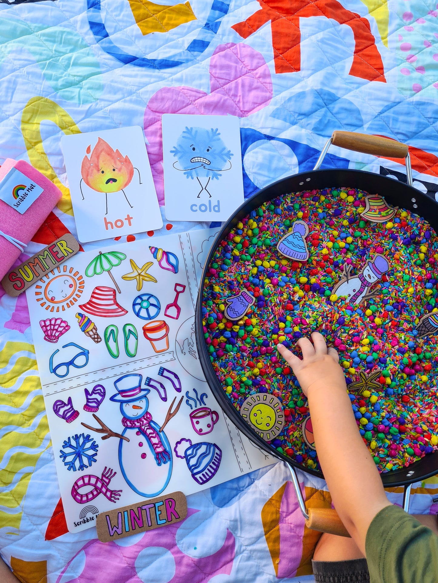 Seasons Reusable Scribble Mat